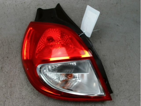 FEU ARRIERE GAUCHE  RENAULT CLIO III 2009-