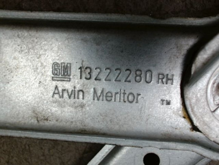 MECANISME+MOTEUR LEVE-GLACE AVANT DROIT OPEL CORSA 03-06