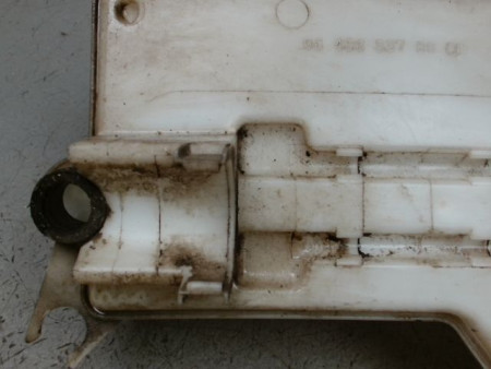 RESERVOIR LAVE-GLACE AVANT PEUGEOT 407 SW