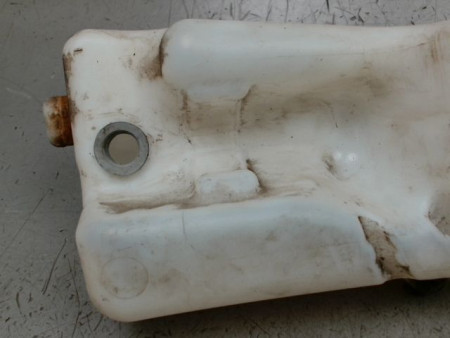 RESERVOIR LAVE-GLACE AVANT RENAULT CLIO III 2009-