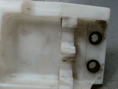 RESERVOIR LAVE-GLACE AVANT CITROEN C1 3P