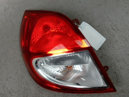 FEU ARRIERE GAUCHE  RENAULT CLIO III 2009-