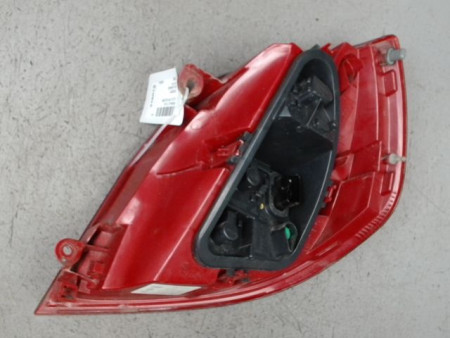 FEU ARRIERE GAUCHE  RENAULT CLIO III 2009-