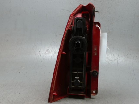 FEU ARRIERE DROIT FORD FOCUS CLIPPER 98-04