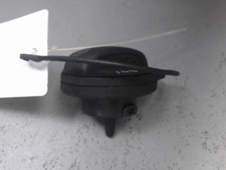 BOUCHON RESERVOIR A CARBURANT VOLKSWAGEN PASSAT 2005-