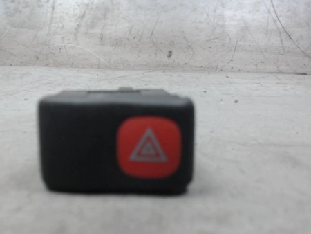 BOUTON DE WARNING VOLKSWAGEN POLO 94-99
