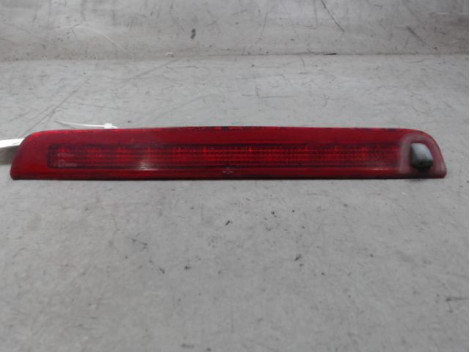 FEUX STOP SUPPLEMENTAIRE OPEL MERIVA 2003-2005