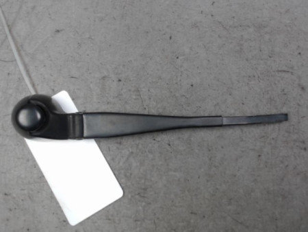 BRAS ESSUIE-GLACE ARRIERE VOLKSWAGEN POLO 99-2001