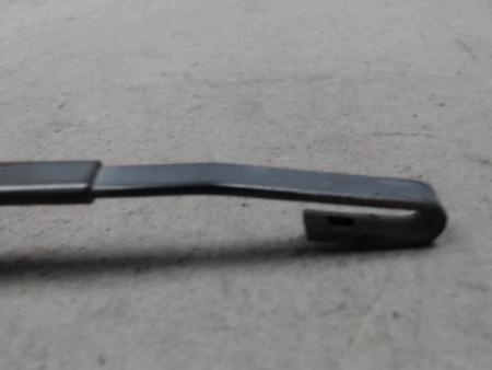 BRAS ESSUIE-GLACE ARRIERE VOLKSWAGEN POLO 99-2001