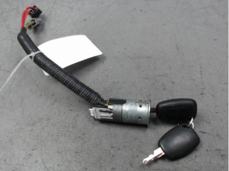 ANTIVOL DE DIRECTION RENAULT TRAFIC COMBI L1H1 1000KG 2001-