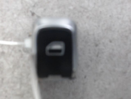 COMMANDE LEVE-GLACE PORTE AVD AUDI A3