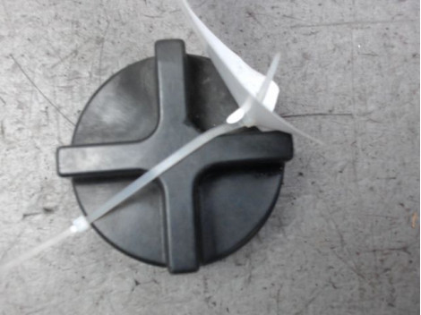 BOUCHON RESERVOIR A CARBURANT PEUGEOT 306 97-2001