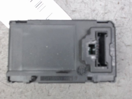 LECTEUR DE CARTE RENAULT MEGANE II PH2 2006-
