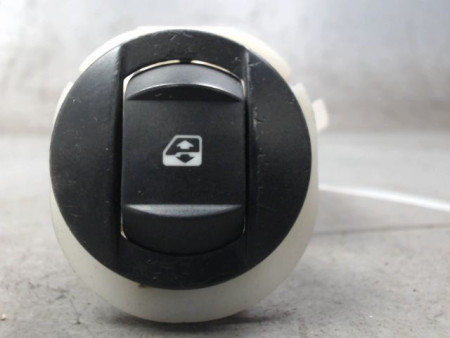 COMMANDE LEVE-GLACE PORTE AVD RENAULT CLIO III 2009-