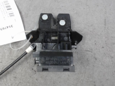 SERRURE COFFRE ARRIERE MERCEDES COUPE CLK 2002 -