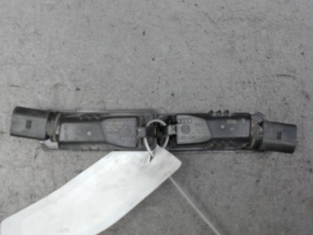 ECLAIREUR PLAQUE DE POLICE VOLKSWAGEN POLO 2009-