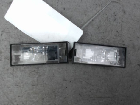 ECLAIREUR PLAQUE DE POLICE RENAULT CLIO IV 2012-
