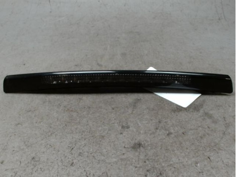 FEUX STOP SUPPLEMENTAIRE RENAULT CLIO II PH.2 01-06