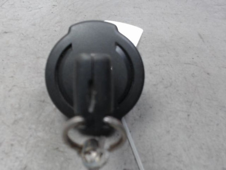 BOUCHON RESERVOIR A CARBURANT PEUGEOT 308 SW 2008-