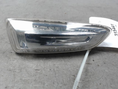 REPETITEUR AILE DROIT OPEL ZAFIRA