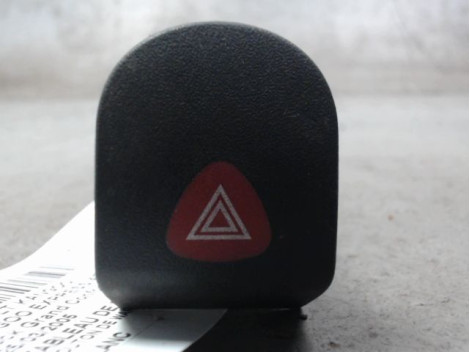 BOUTON DE WARNING RENAULT KANGOO EXPRESS 03-07