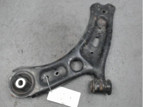 TRIANGLE INFERIEUR AVANT GAUCHE FIAT 500X
