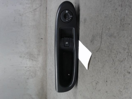 COMMANDE LEVE-GLACE PORTE AVD RENAULT CLIO II PH.2 01-06
