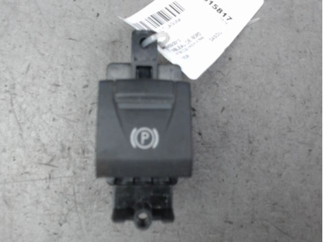 INTERIEUR COMMANDE FREIN A MAIN RENAULT LAGUNA