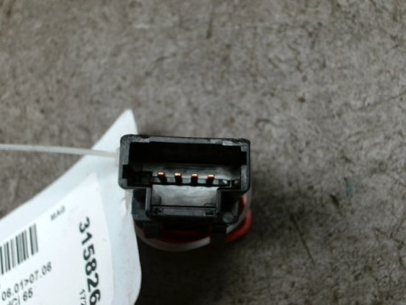 BOUTON DE WARNING RENAULT CLIO II PH.2 01-06