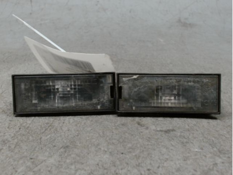 ECLAIREUR PLAQUE DE POLICE RENAULT CLIO III 2009-