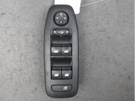 COMMANDE LEVE-GLACE PORTE AVG PEUGEOT 208