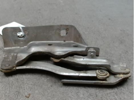 COMPAS DROIT CAPOT MERCEDES CLASSE B 05-08