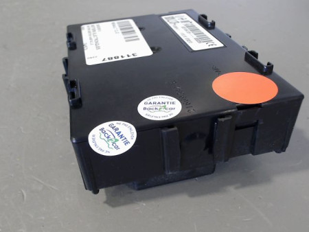 BOITIER GESTION HABITACLE RENAULT CLIO