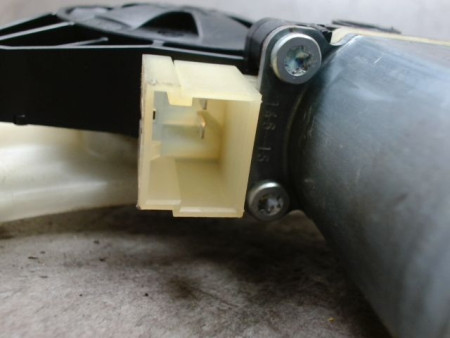MECANISME+MOTEUR LEVE-GLACE AVANT DROIT SEAT LEON