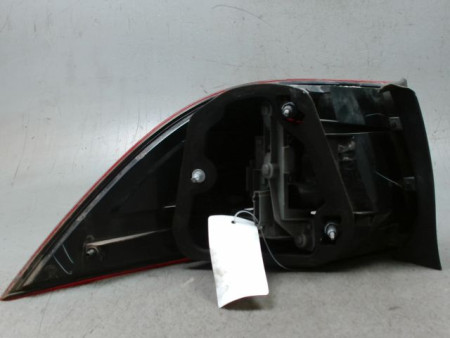 FEU ARRIERE DROIT VOLKSWAGEN GOLF