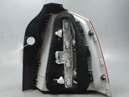 FEU ARRIERE GAUCHE  OPEL ZAFIRA