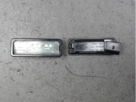 ECLAIREUR PLAQUE DE POLICE SEAT LEON