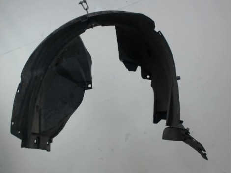 PARE-BOUE AVANT DROIT DACIA SANDERO