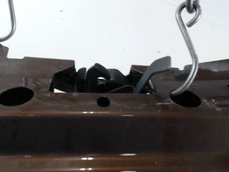 TRAVERSE SUPERIEURE ARMATURE AVANT RENAULT TWINGO