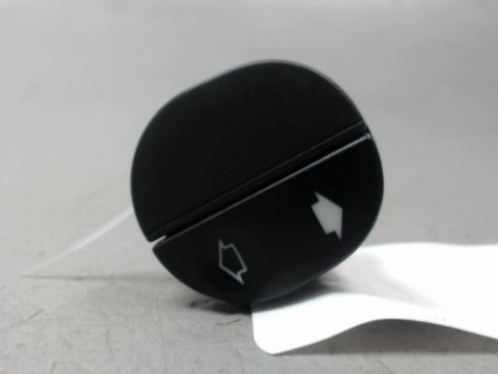 COMMANDE LEVE-GLACE PORTE AVD FORD FIESTA 2005-