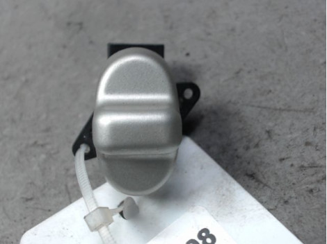 ACTIONNEUR SERRURE PORTE AVANT GAUCHE HONDA CIVIC 2004-
