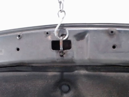CAPOT TOYOTA AVENSIS