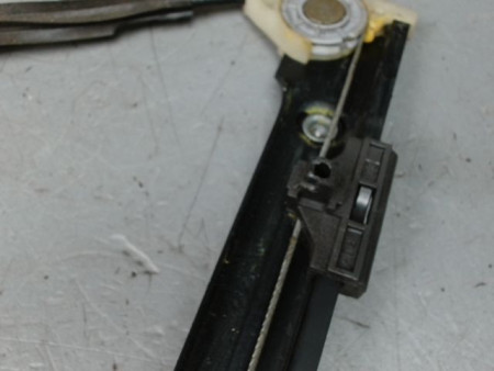 MECANISME+MOTEUR LEVE-GLACE AVANT GAUCHE VOLKSWAGEN POLO 99-2001