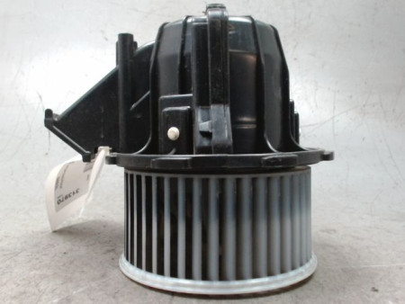 MOTEUR VENTILATEUR CHAUFFAGE AUDI Q5