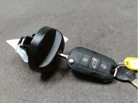 BOUCHON RESERVOIR A CARBURANT OPEL VIVARO