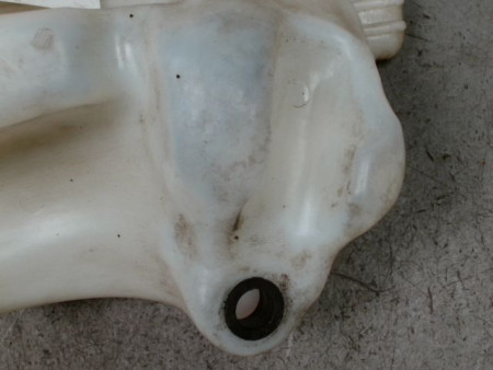 RESERVOIR LAVE-GLACE AVANT PEUGEOT PARTNER