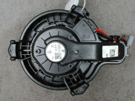 MOTEUR VENTILATEUR CHAUFFAGE FORD FOCUS