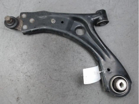 TRIANGLE INFERIEUR AVANT GAUCHE FORD FOCUS