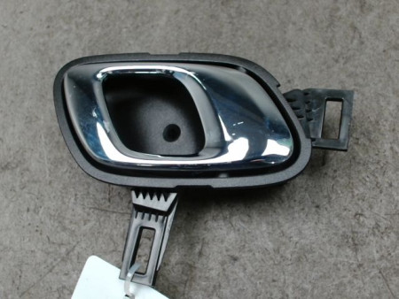 POIGNEE INTERIEURE PORTE AVANT DROIT DACIA SPRING