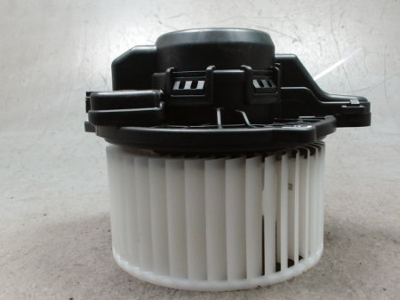 MOTEUR VENTILATEUR CHAUFFAGE HYUNDAI KONA